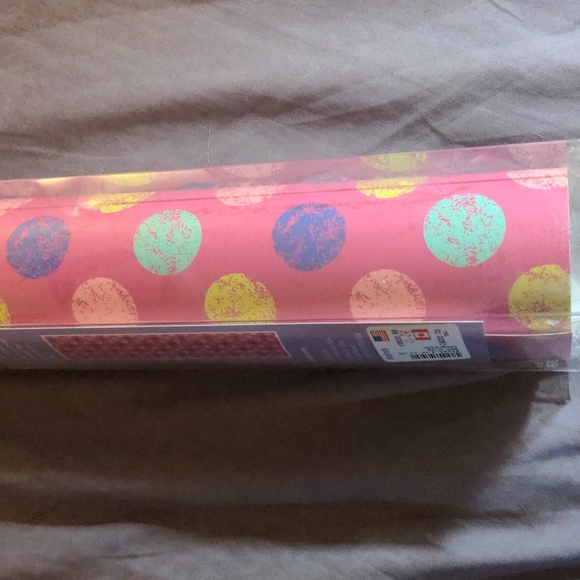 Claire's NWT Locker Wallpaper Peel and Stick Wallpaper 8.5" x 40" - Picture 10 of 12